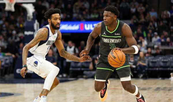 的中场调度 的中场调度